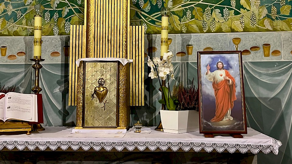 Mała peregrynacja obrazu Najświętszego Serca Pana Jezusa w rodzinach